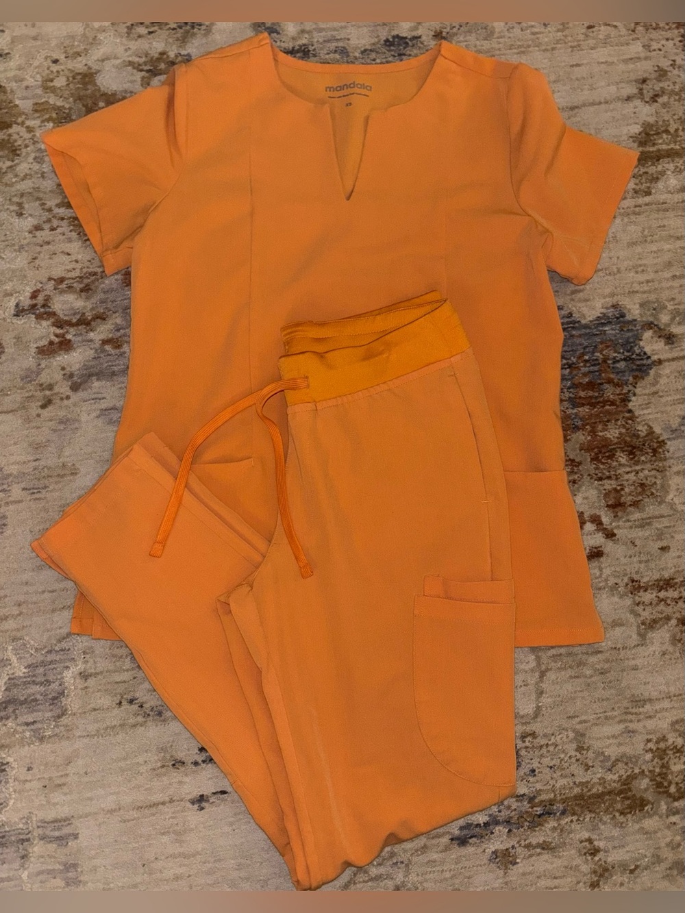 Mandala Creamsicle Scrub Set